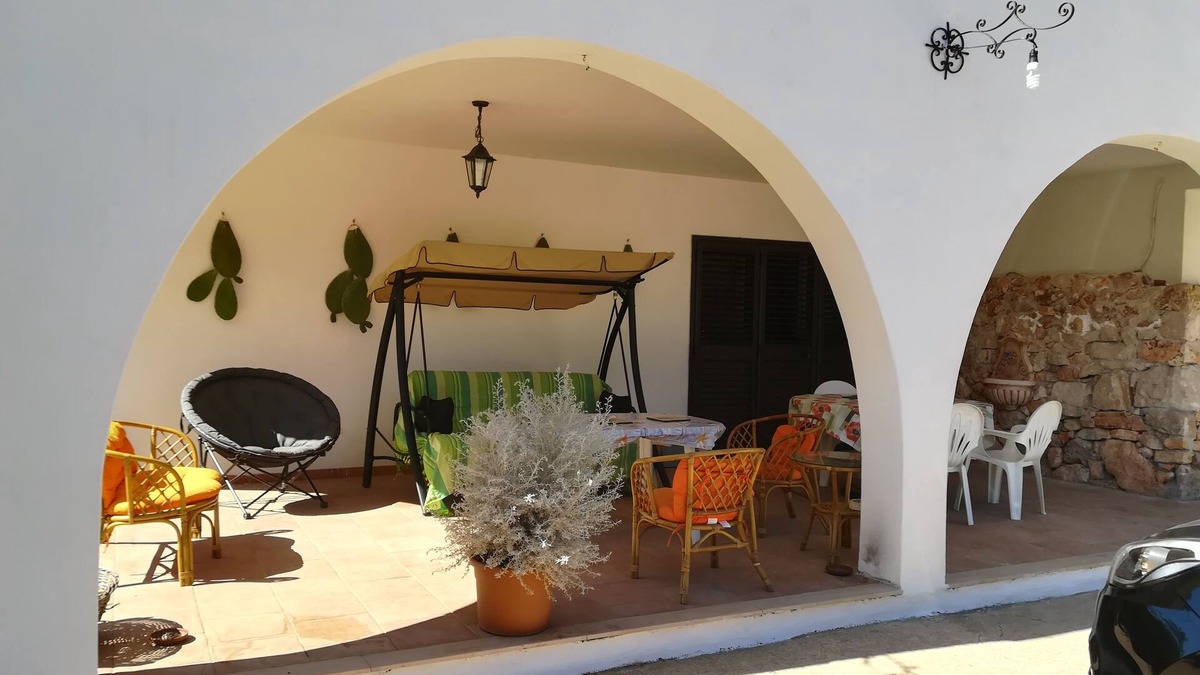 San Vito dei Normanni House | TRULLO ALESSANDRO and VILLA RAFFAELA (marine reserve of Torre Guaceto) 14p,4 bathrooms