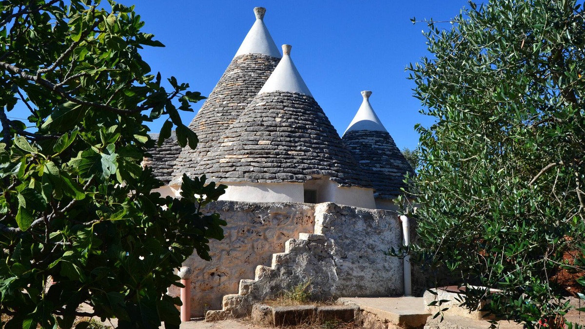 Ceglie Messapica House | TRULLO PACE FANTASTICO PLACE WITH POOL AND WIFI