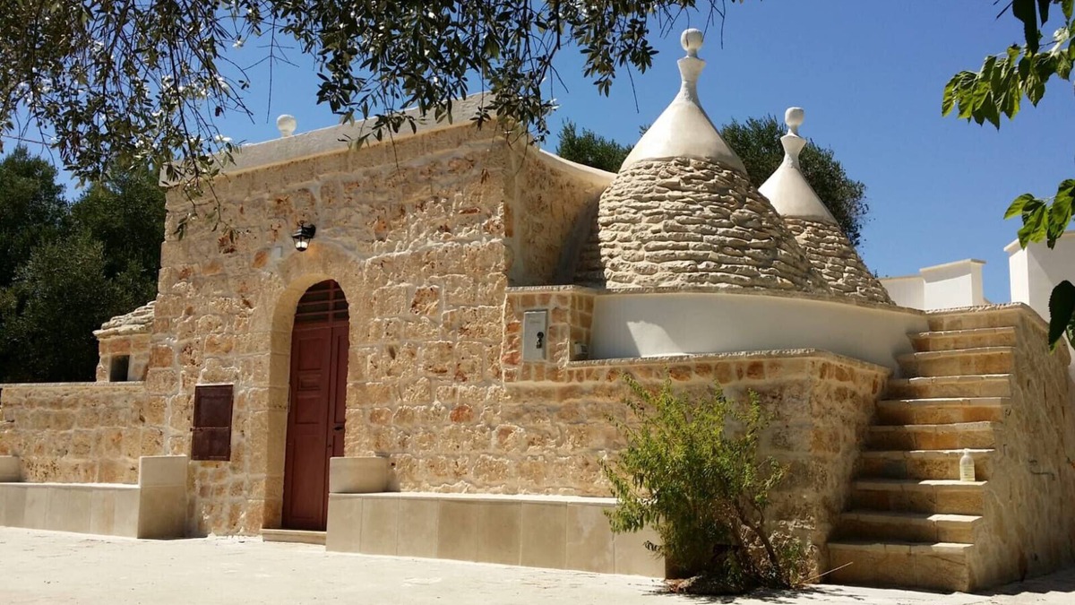 Ceglie Messapica Cottage | Trullo Sotto le Stelle by Pugliadamare