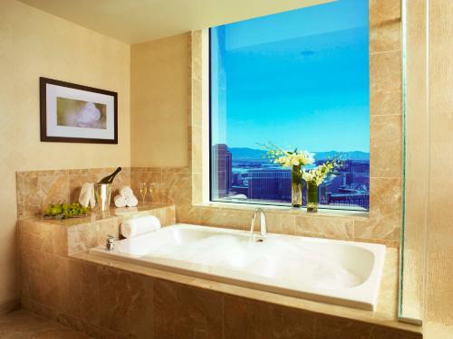 Las Vegas Resort | Trump International Hotel Las Vegas