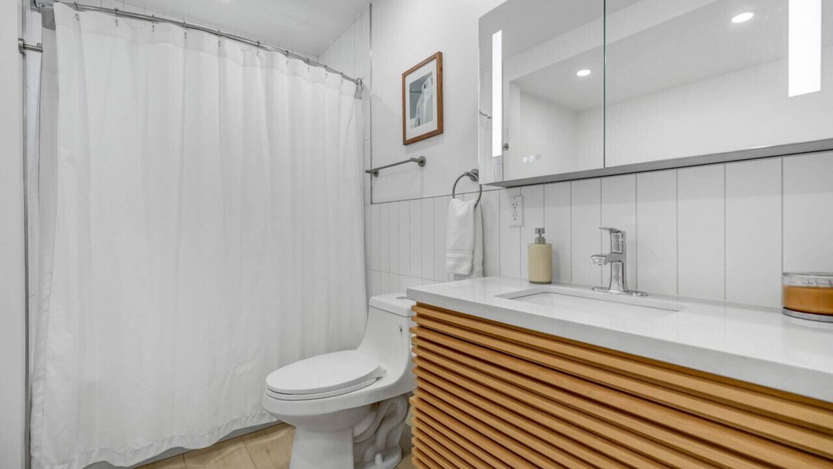 Alhambra Apartment | tsgv-alh427-wos-2-2