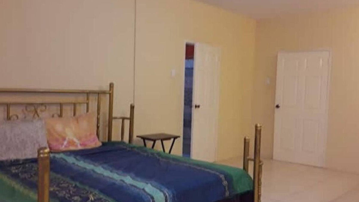 Penal-Debe Apartment | Tranquil Escape in Palmiste