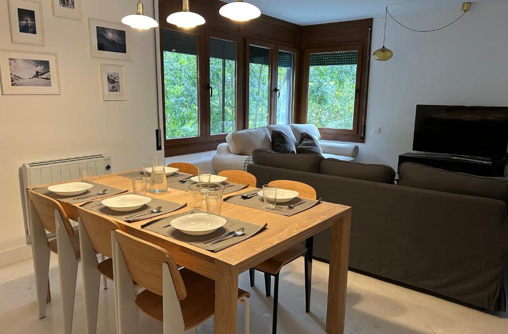 Betren Apartment | Tuca - Piso de 3 habitaciones en Betren-Vielha con garaje