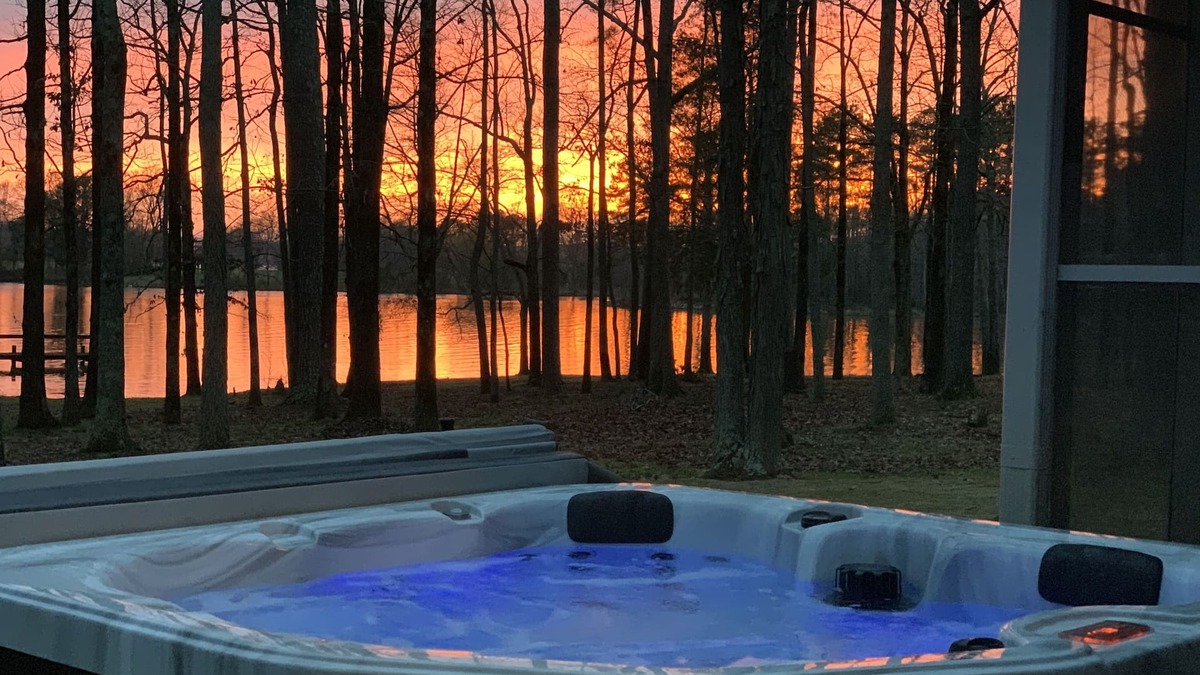 Cedar Bluff House | Tucked Away on Weiss Lake