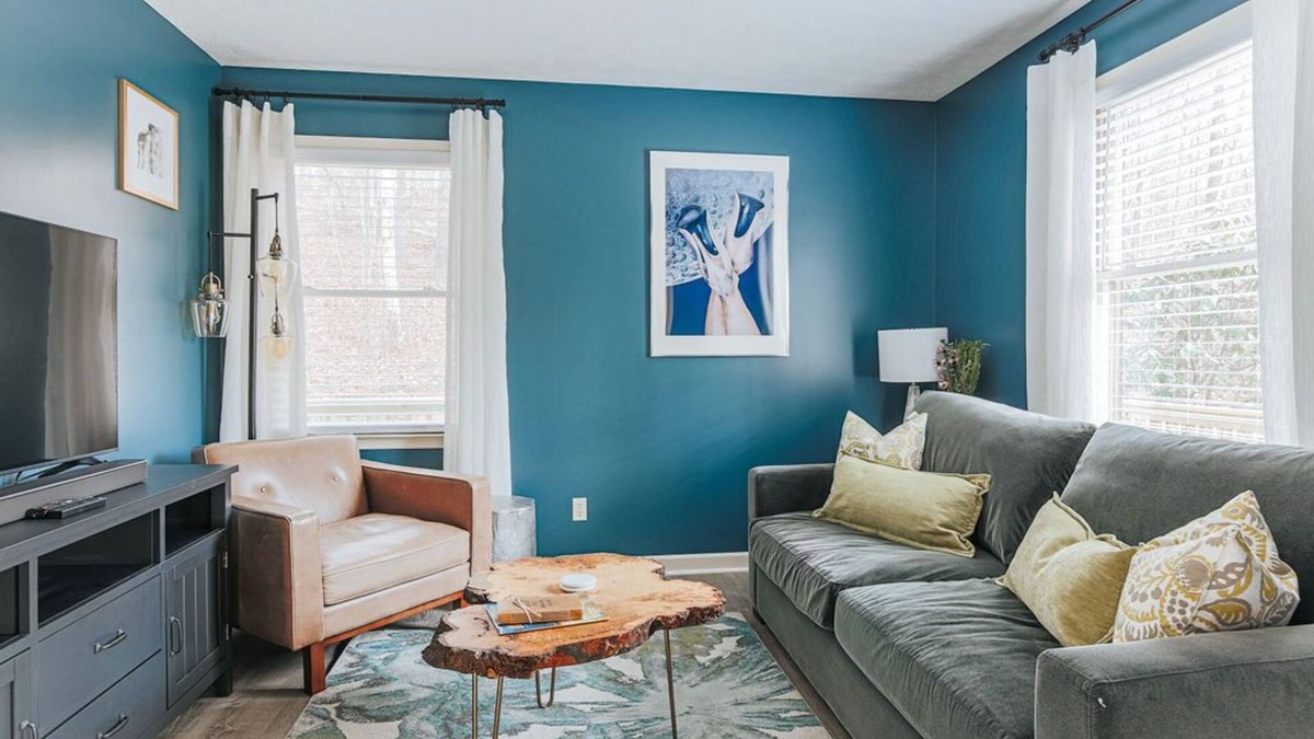 Nellysford House | Tucked Inn: Upper Unit - 151 Getaway/Wine + Brews