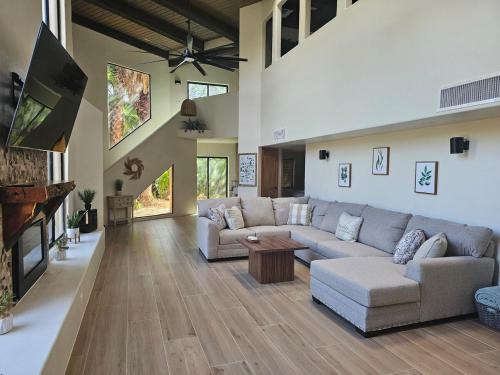 Tanque Verde House | Tucson's Hot Springs At The Oasis