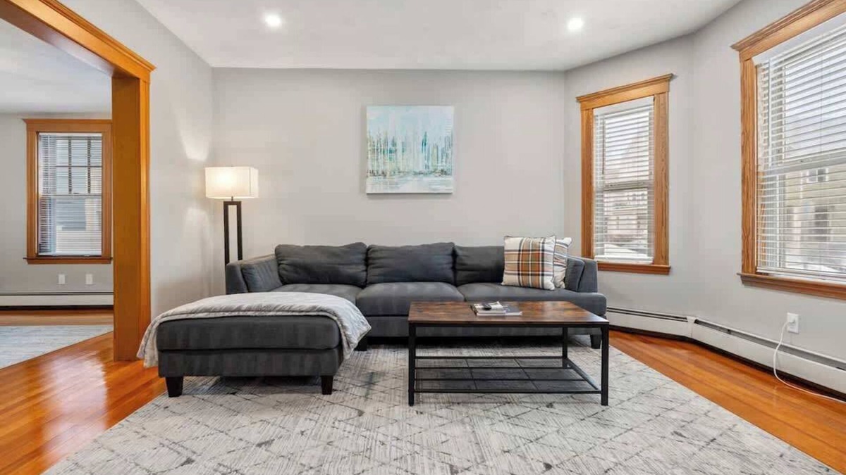 South Medford Condo | Tufts 2 Bed + Office - Free Parking