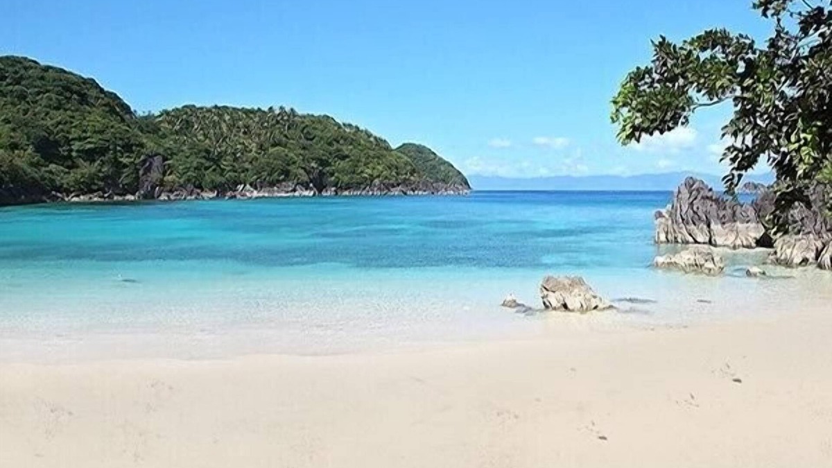 Caramoan Resort | Tugawe Cove Resort