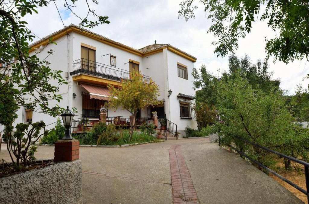 Ugijar House | tuGuest Hortichuela House