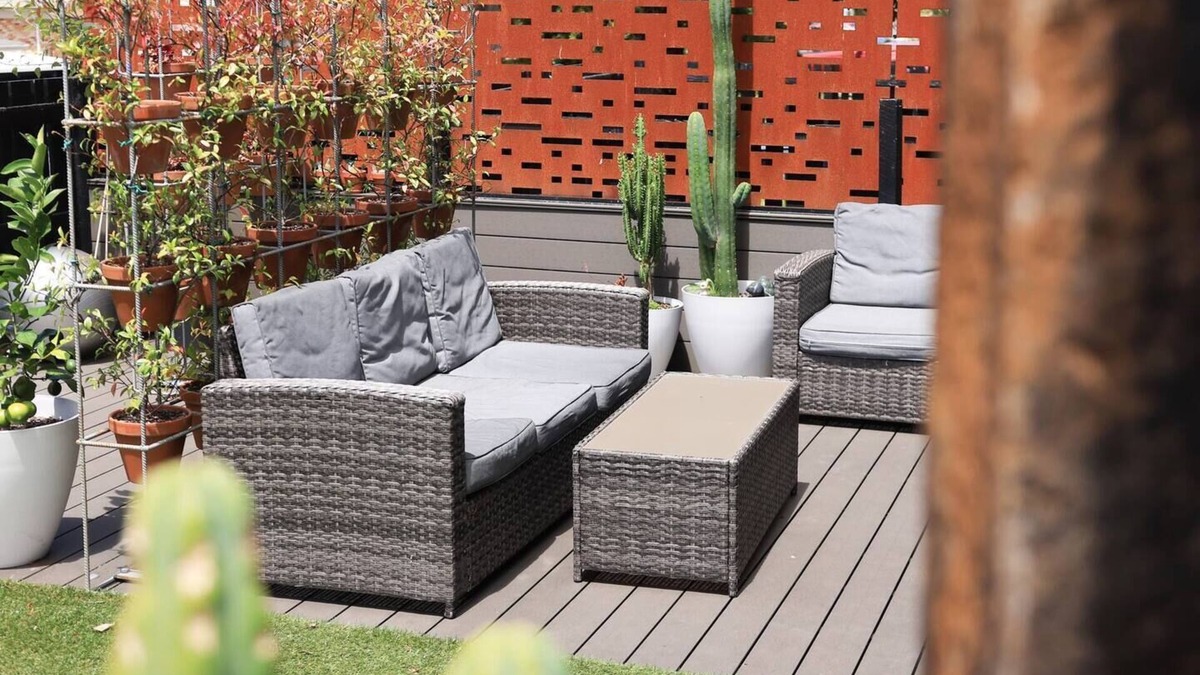Northcote House | Tuis Nest Auckland NZ