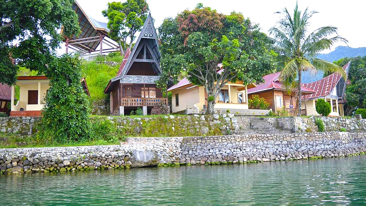 Ambarita House | Tuk Tuk Timbul Bungalows