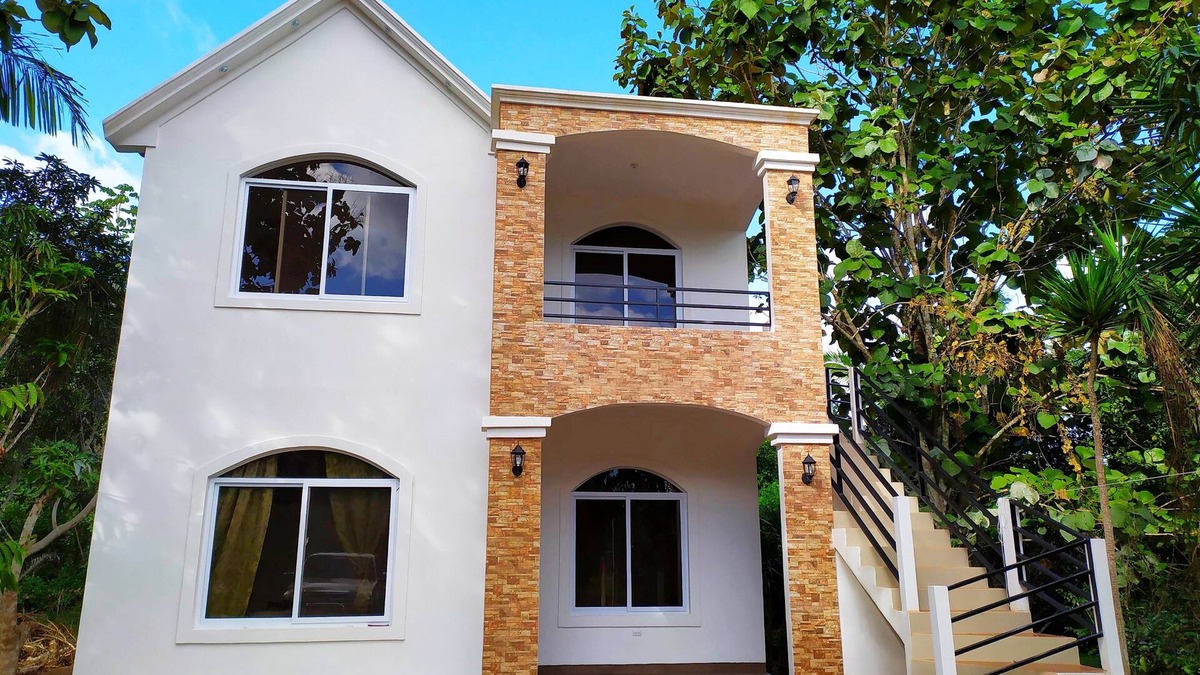 Santa Ana House | Tulips House! With pool, 15 minutes from Flores