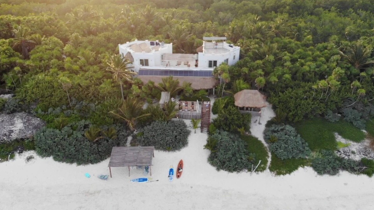 Chacchoben Villa | Tulum beachfront 20min from hotel zone Housekeeping-amazing food