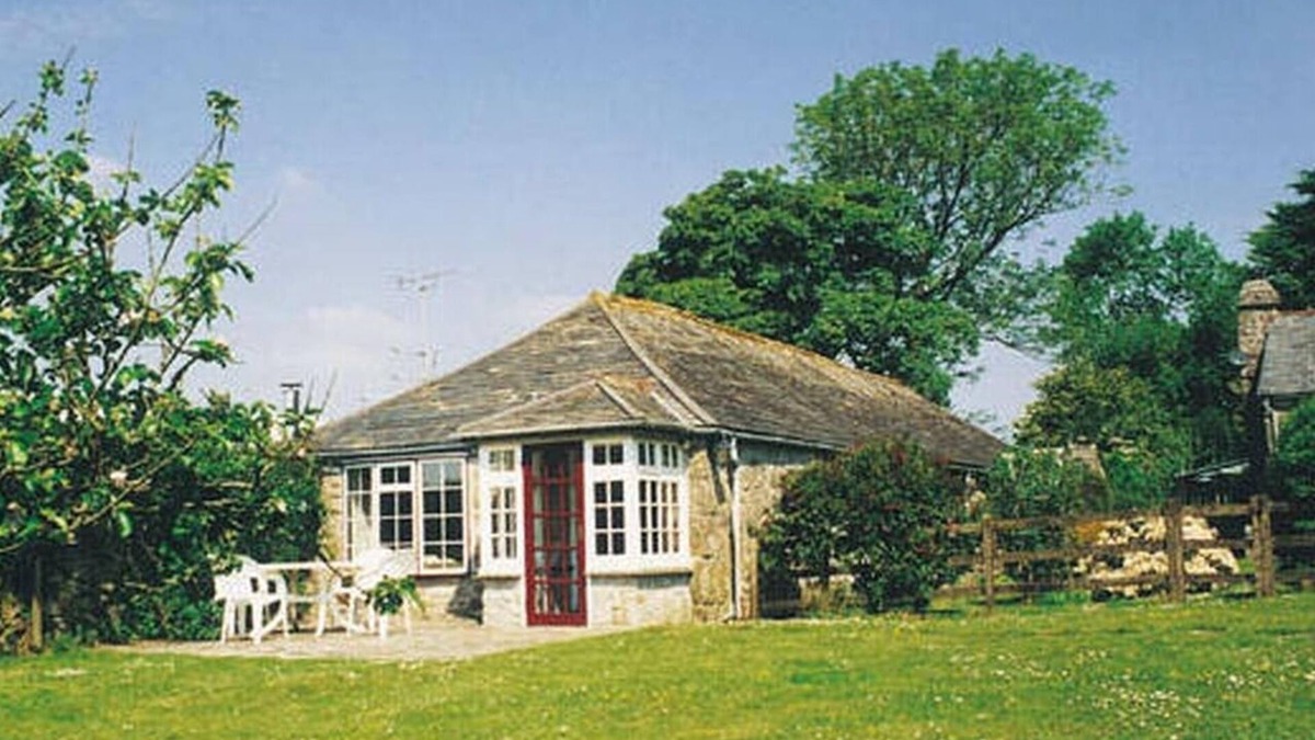 Blisland Cottage | TUMROSE COTTAGE, pet friendly, country holiday cottage in Blisland