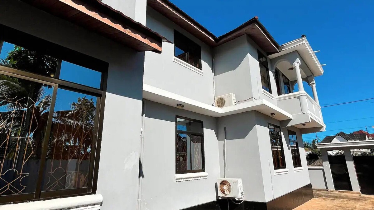 Tunguu House | Tunu Homestay And Apartment
