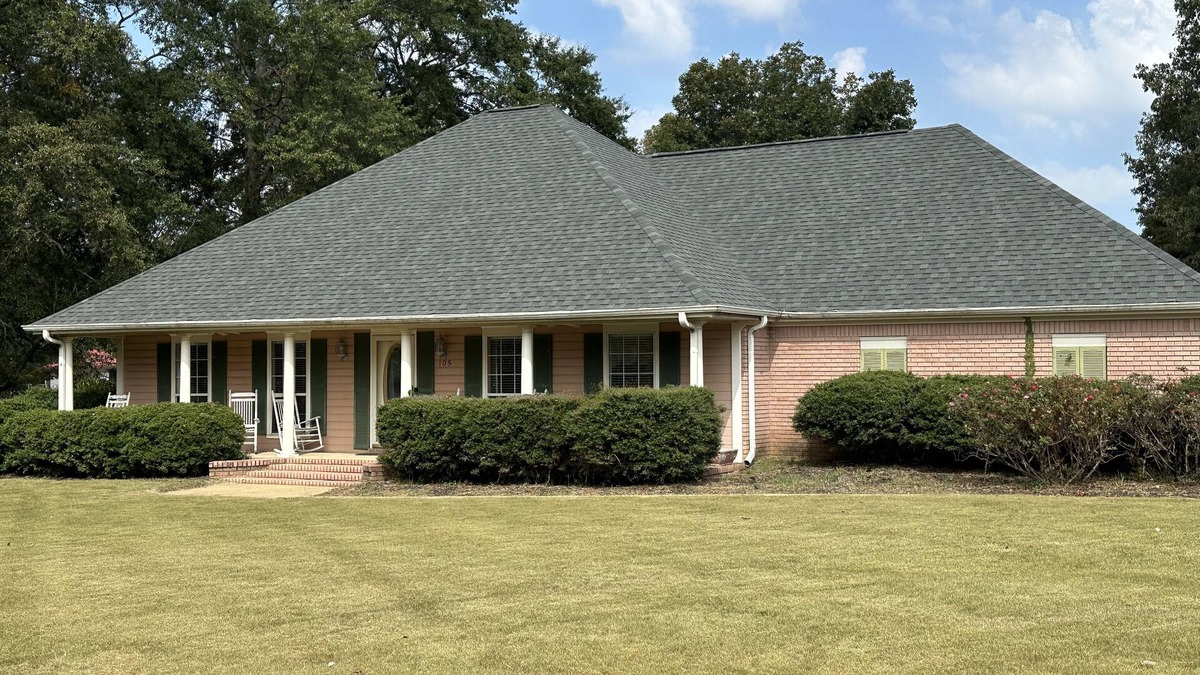 Saltillo House | Tupelo house near mall
