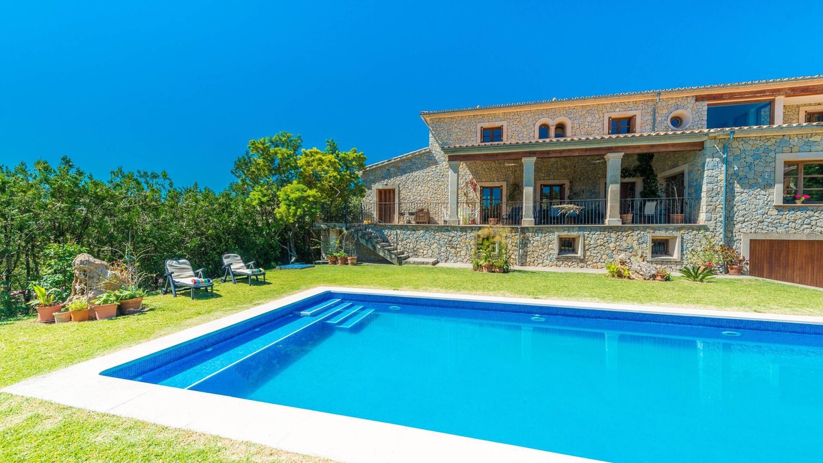 Mancor de la Vall Villa | TURIXANT DALT - Villa with private pool in Mancor De La Vall. Free WiFi
