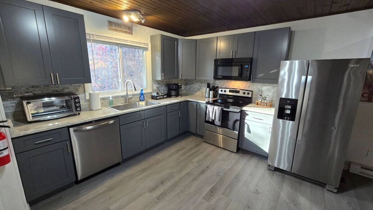 Streetsboro Cabin | Turkey Trot & Silly Cabin At Heron Hill Retreat!