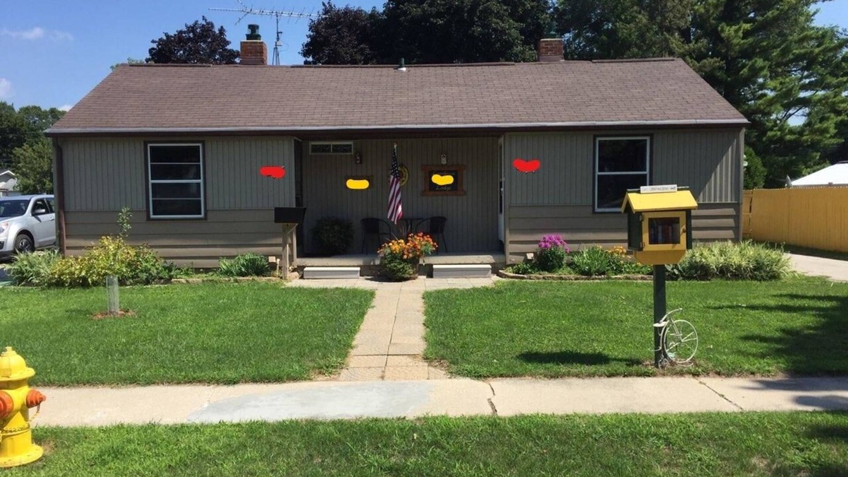 Green Bay House | Turn your rental experience from good to great by staying at the Lodge!