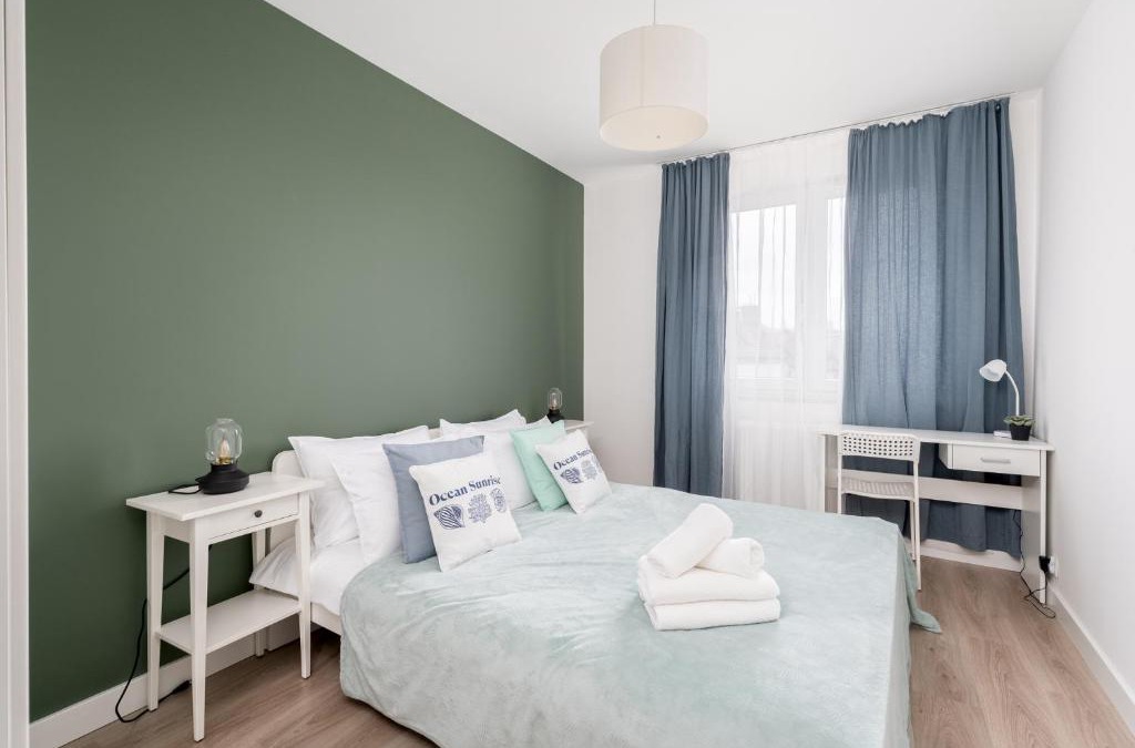 Wola Duchacka Apartment | Turniejowa Cosy Apartment by BookingHost