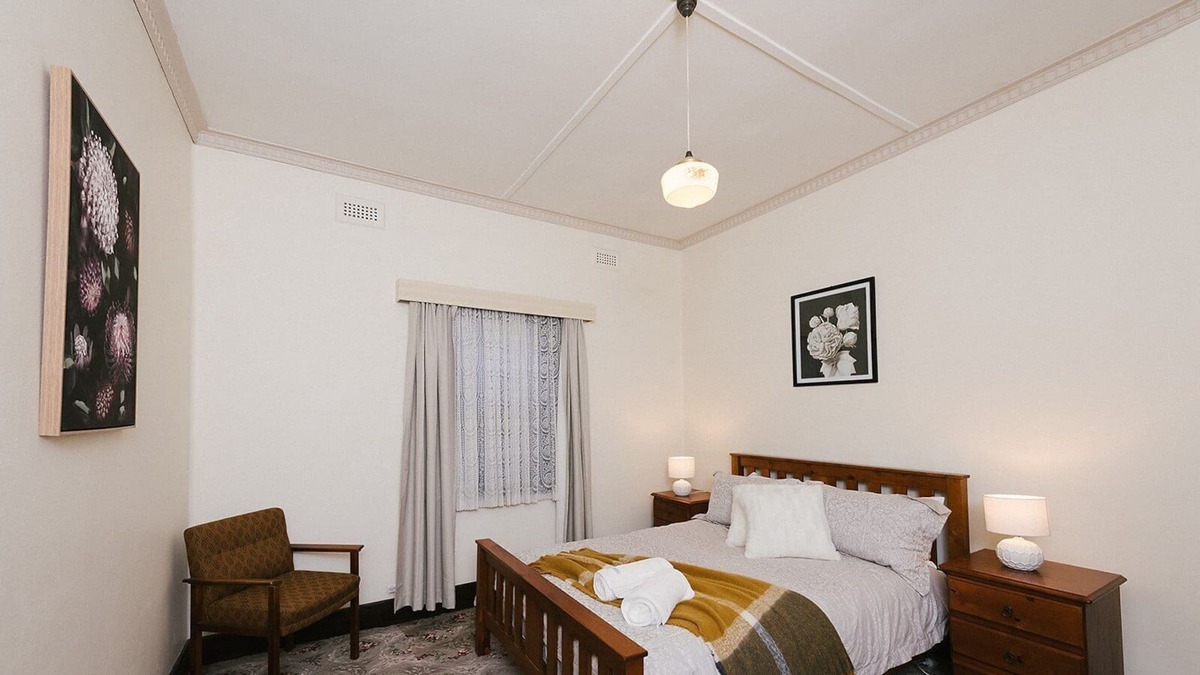 Rutherglen House | Turon House Rutherglen