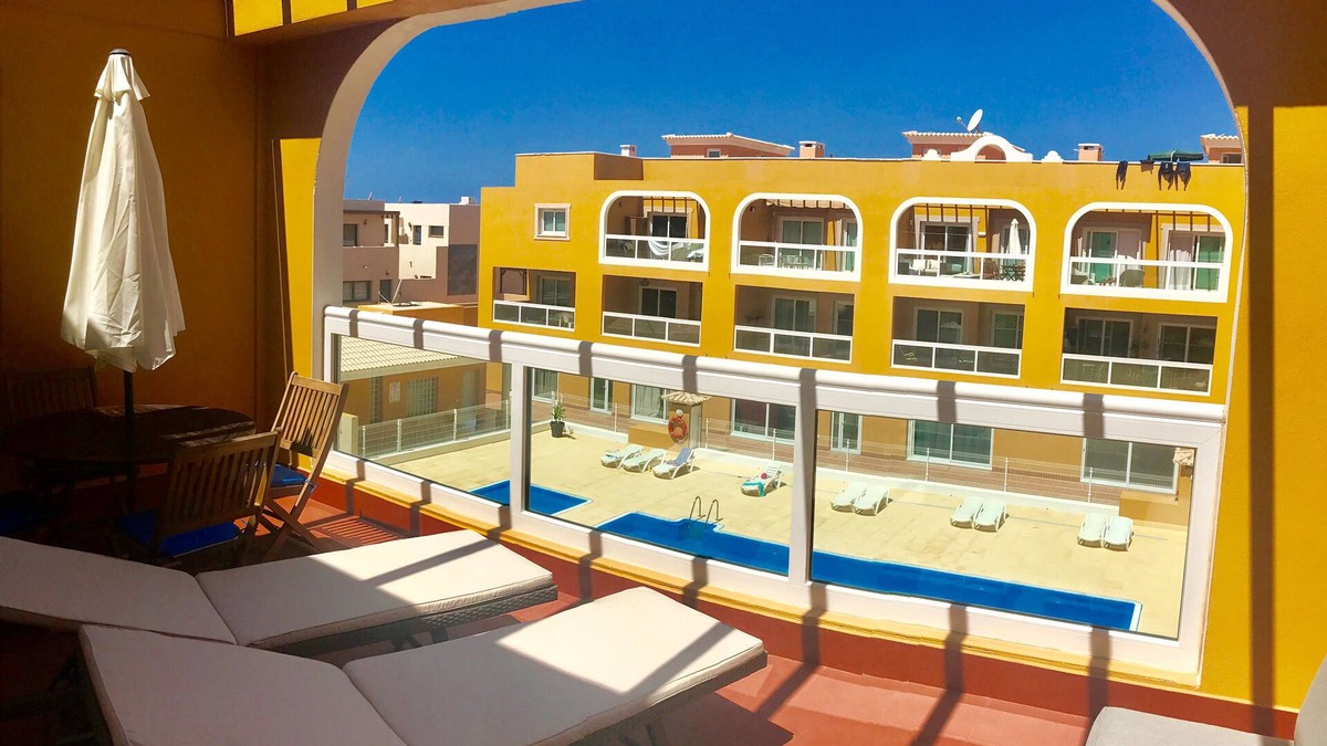 El Cotillo Apartment | Turquoise Cotillo: 50 meters from the beach, wifi, private terrace, pool