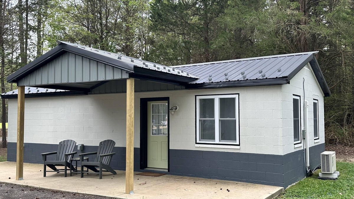 Valley Lee Cottage | Turtle Cove at Cedar Cove Marina