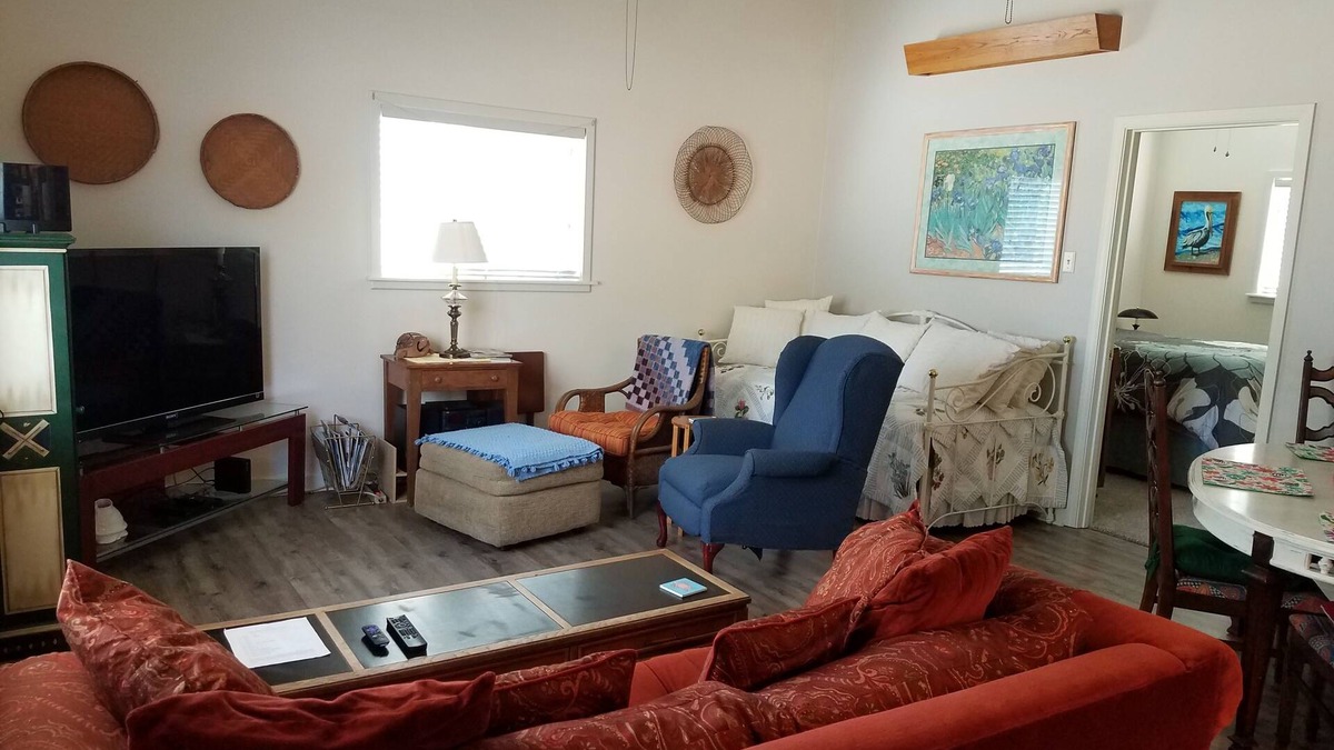 Ocean Springs House | Turtle Crossing/Family Friendly/Close To Downtown OS Restaurants And Shops
