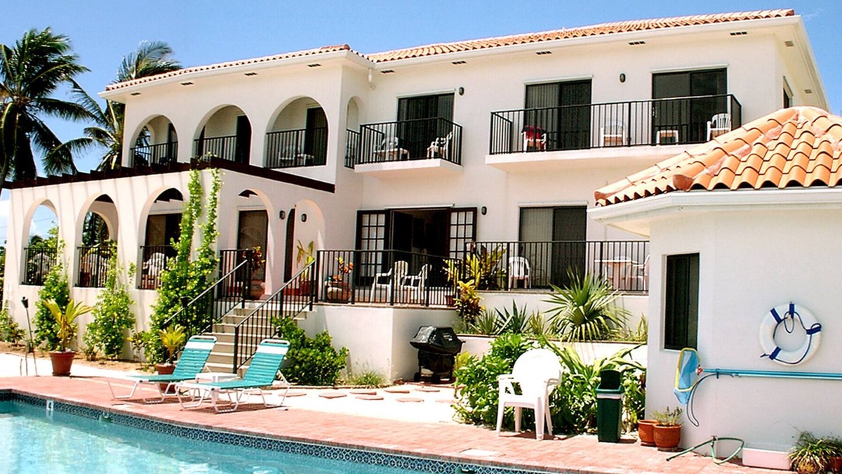 Bodden Town Apartment | Turtle Nest Inn, Ocean View Apt, Rental Car Included, 1199/week!