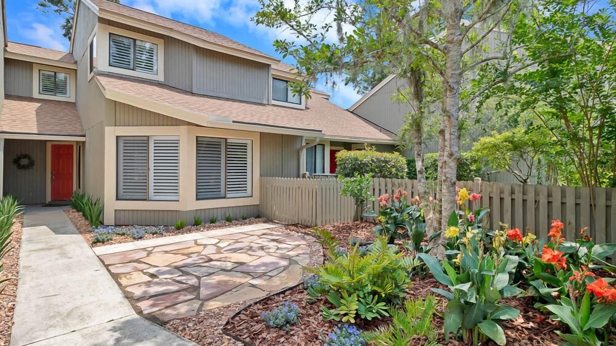 Palm Valley House | Turtle Nest - Quiet 2-bedroom Condo with Water View in TPC Sawgrass