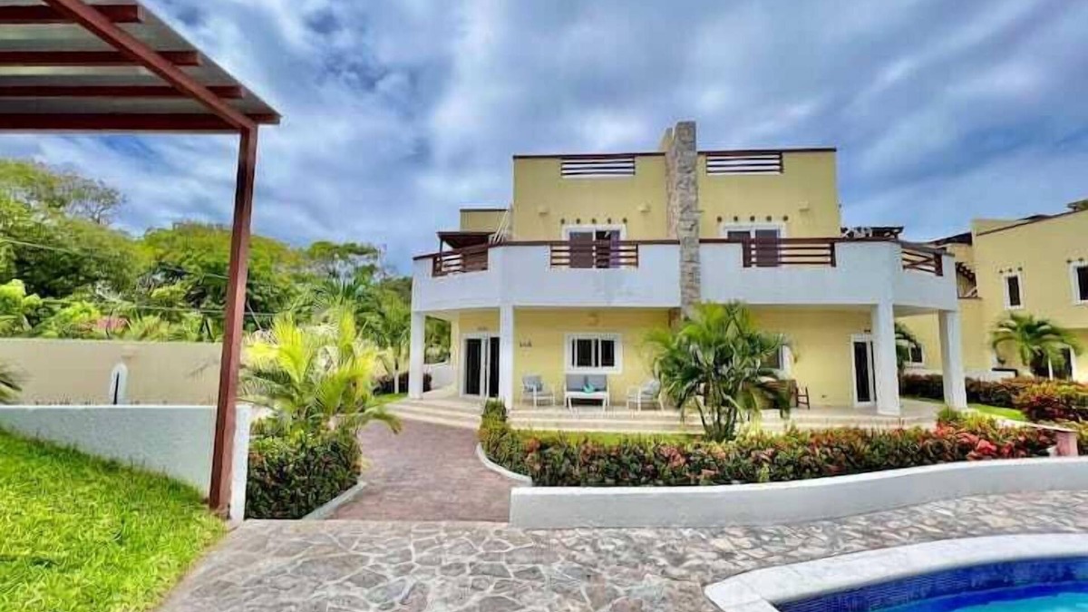 Las Palmas Villa | Turtle Villa @Las Palmas Beach, Dixon Cove