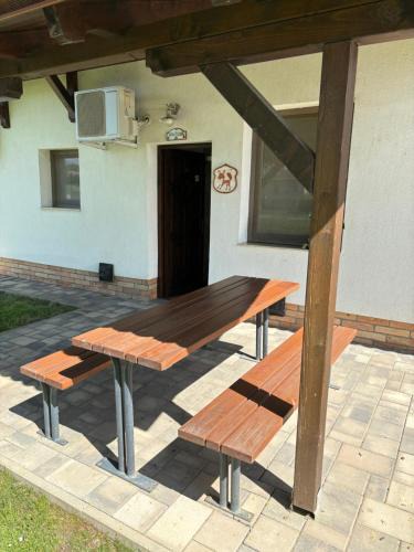 Enying Apartment | Turul Apartmanok Enying-Balatonbozsok
