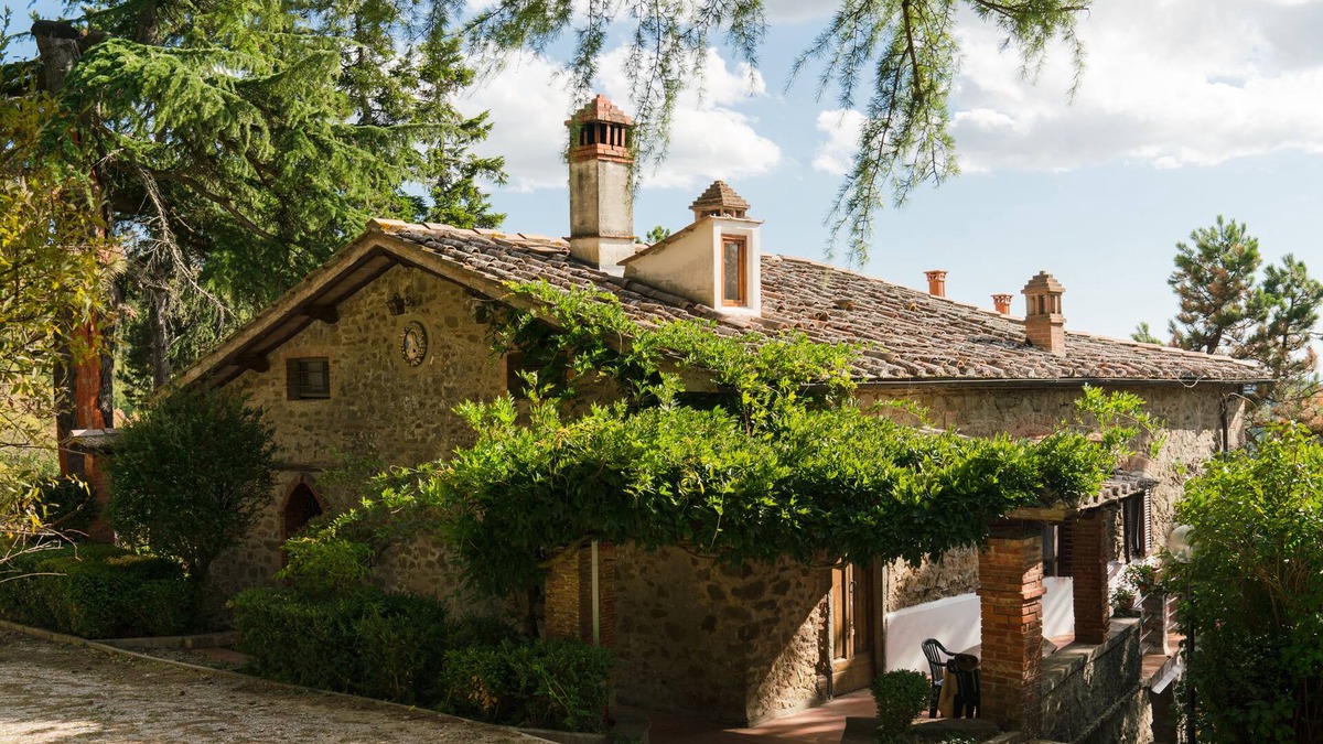 Gaiole in Chianti Apartment | Tuscan apt. magnificent panorama, pure nature, relaxation, private pool, WiFi