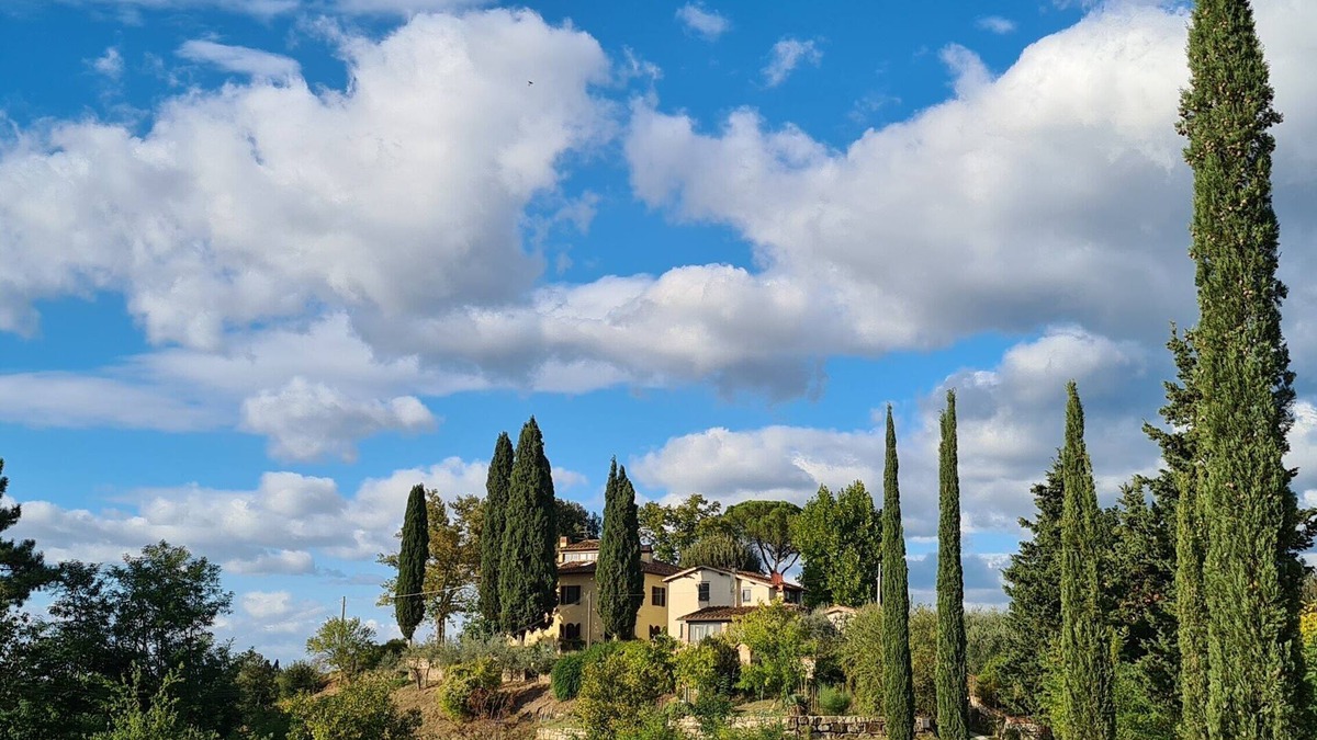 Bucine Villa | Tuscan Villa with Panoramic View - near Florence, Siena & Arezzo