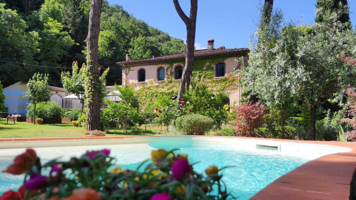 Subbiano Villa | Tuscany - Arezzo elegant villa with pool and private park