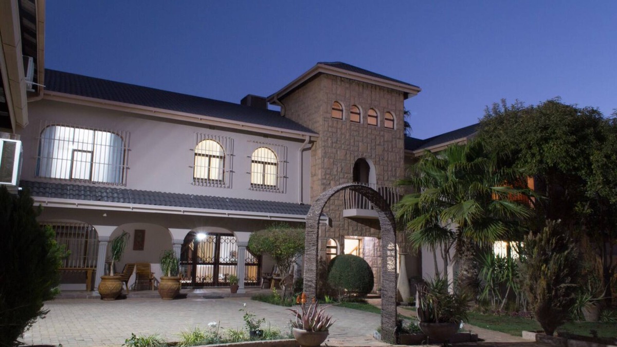Vryburg Hotel | Tuscany Boutique Hotel