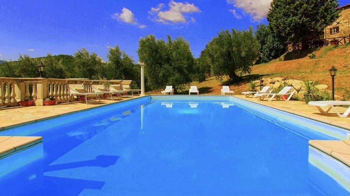 Caprese Michelangelo Villa | Tuscany Villa, Salt Water Pool. Adults only location