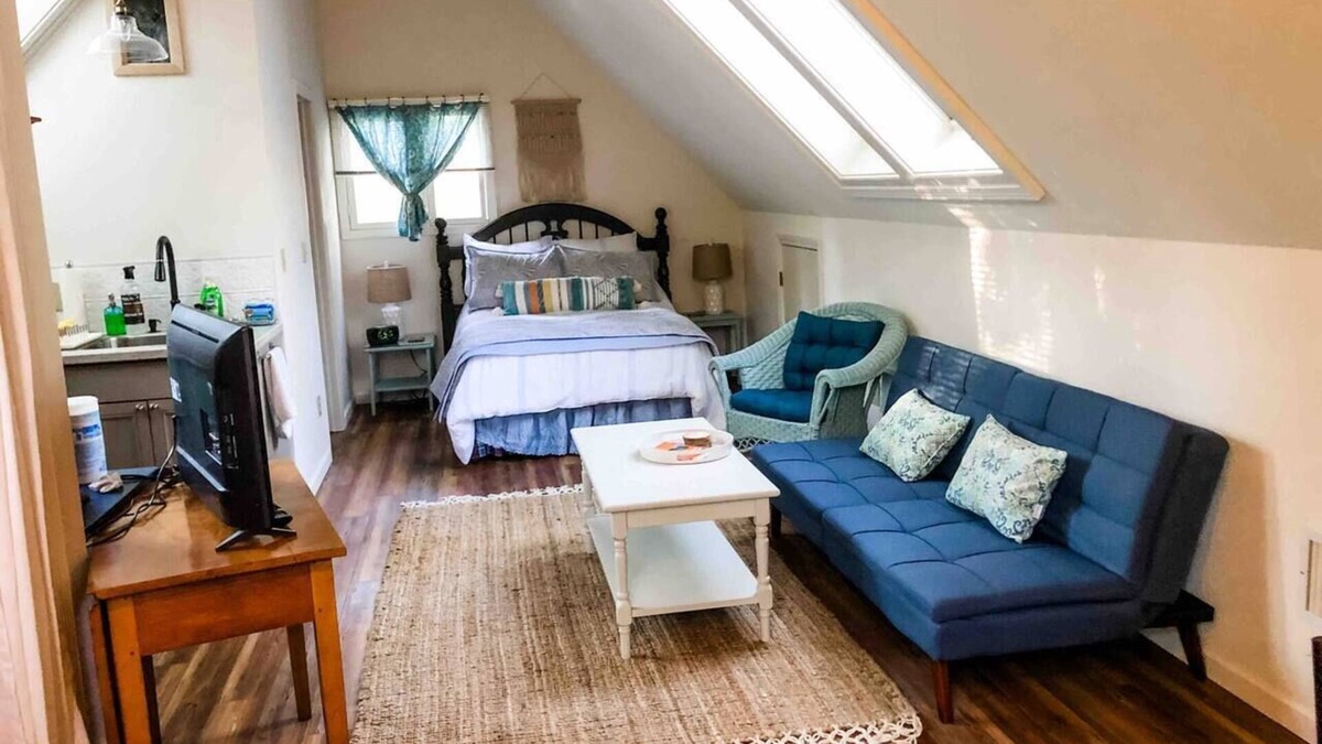 Twain Harte Apartment | Twain Harte Lake retreat w/summer lake access, walk to town, close to skiing