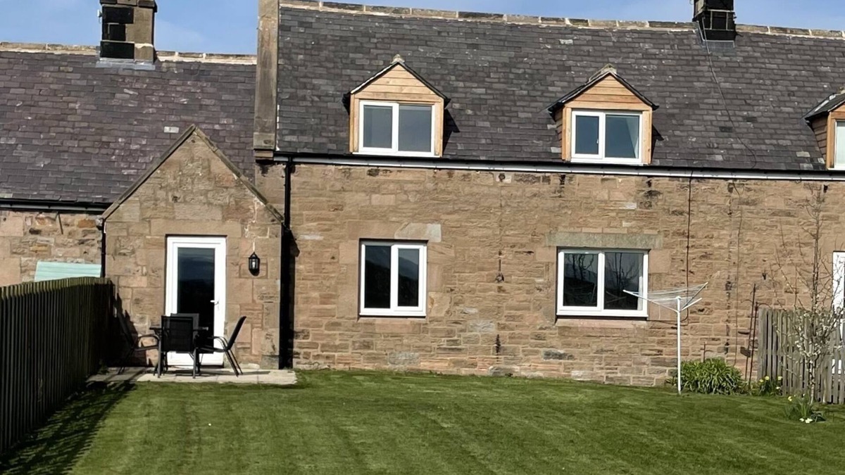 Old Bewick House | Tweed Cottage 4 Fenton Hill