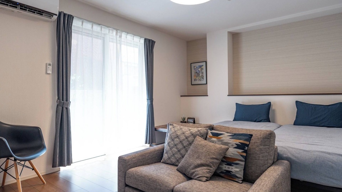 Otsu Hotel | Twin bed roomYou can cook and do laundryEquipped with a 60inch large screen TV/Otsu Shiga
