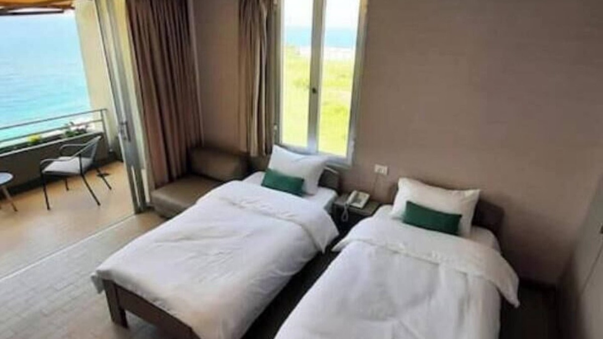 Tabarja Condo | Twin bed studio- amazing view, 24h electricity