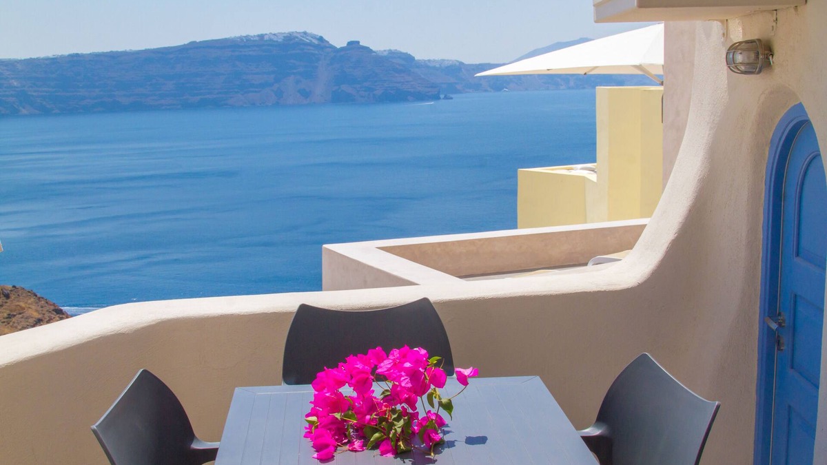 Oia House | Twin Cave House - Oia