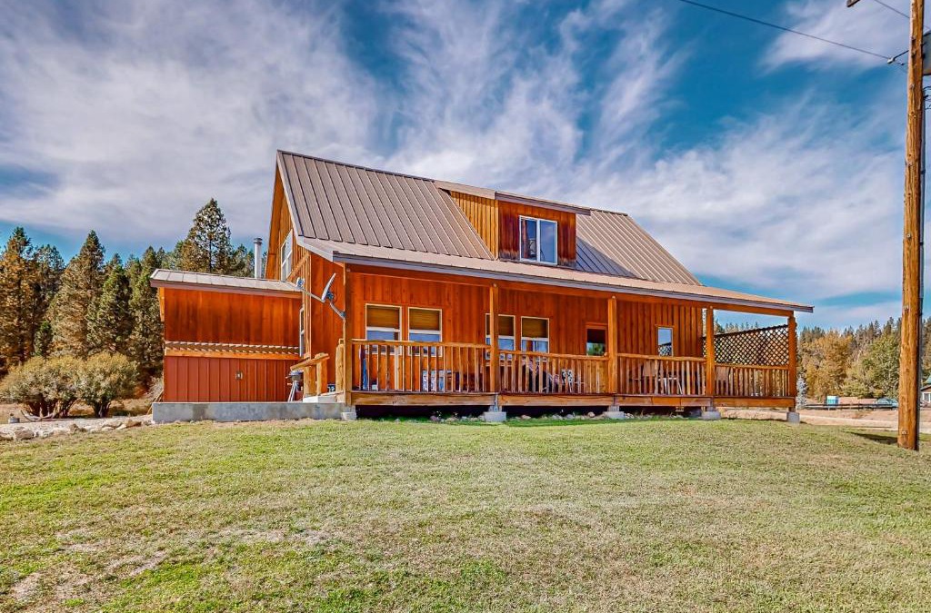 Garden Valley House | Twin Feathers Cabin