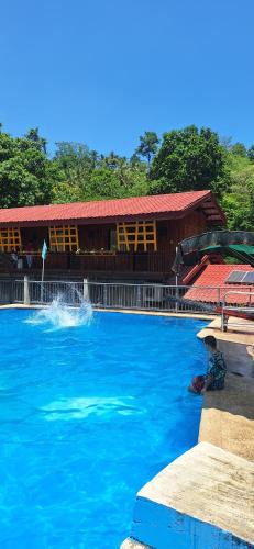 Jasaan House | Twin Hearts Resort Pool Cabin 2