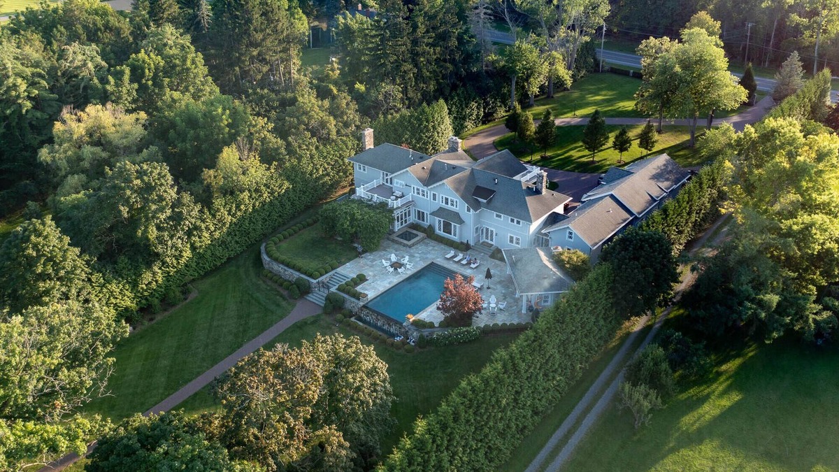 Geneva House | Twin Oaks Lake Estate: Luxury Lake Home on Seneca Lake