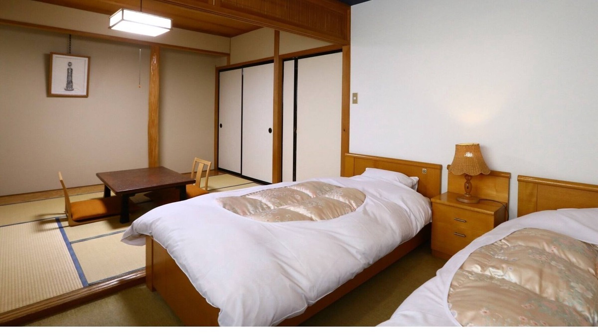 Nozawaonsen House | Twin room A popular inn in the center of Nozawa Onsen 1 night with dinner breakfast / Shimotakai-gun Nagano