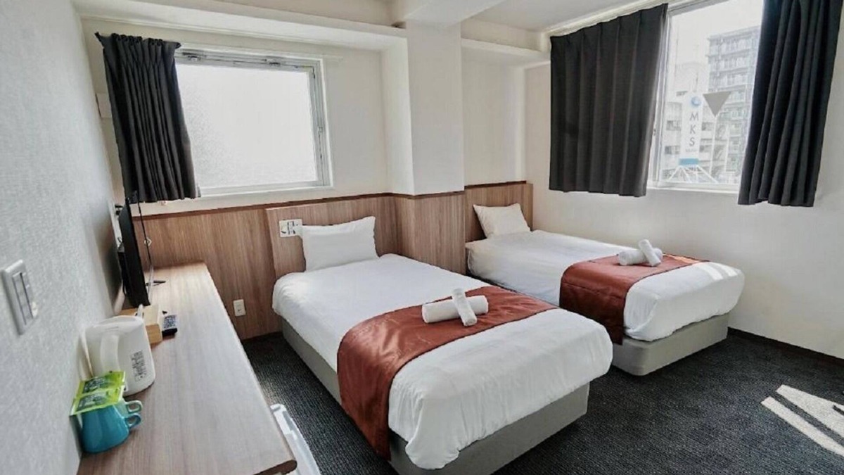 Shikitsuhigashi House | Twin room / Osaka Ōsaka