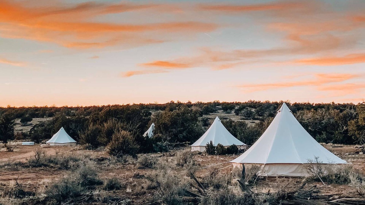 Valle House | Twin Tent w/Shared Bathroom - Find us among the juniper trees and the open sky.