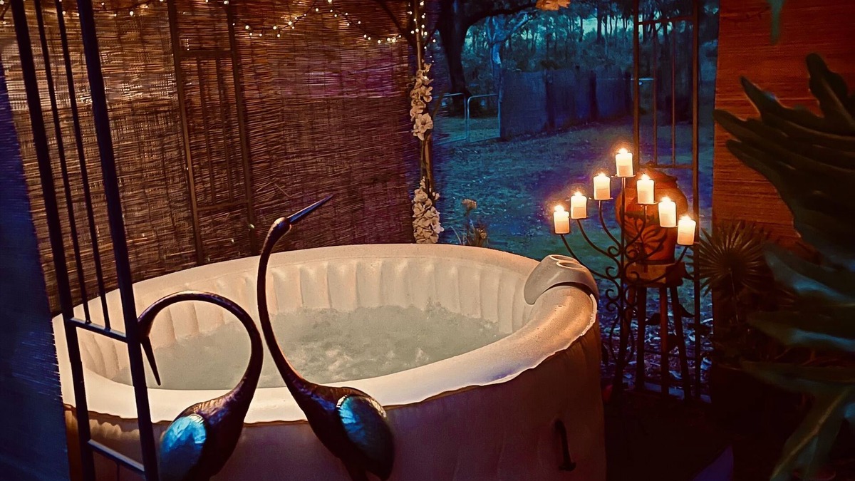 Coonabarabran Cottage | ⭐️ Twinkle Twinkle Little Star with Hot Tub ⭐️