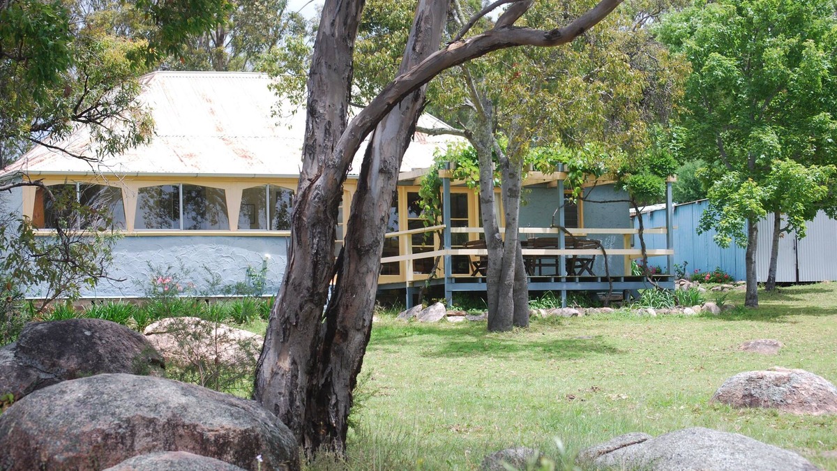 Ballandean Cottage | Twisted Gum Vineyard Cottage